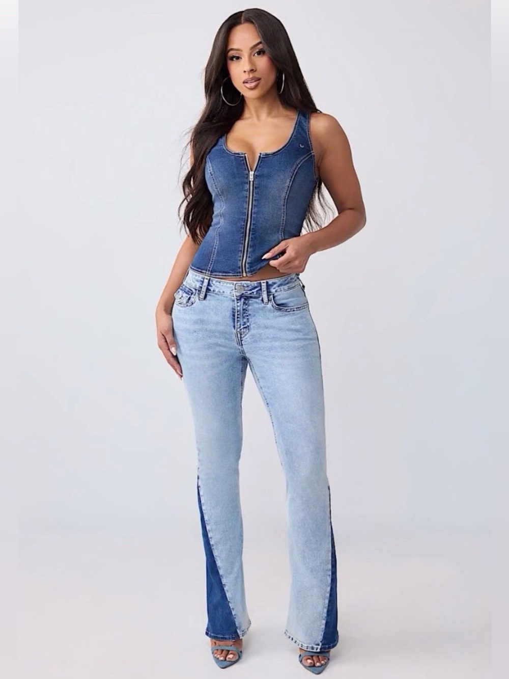 True Religion Women’s Joey Mid-Rise Flare Stretch Two-Tone Jeans Size 30 - Picture 4 of 13
